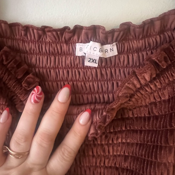 Plus size Baltic Born bridesmaids dress - Picture 3 of 3